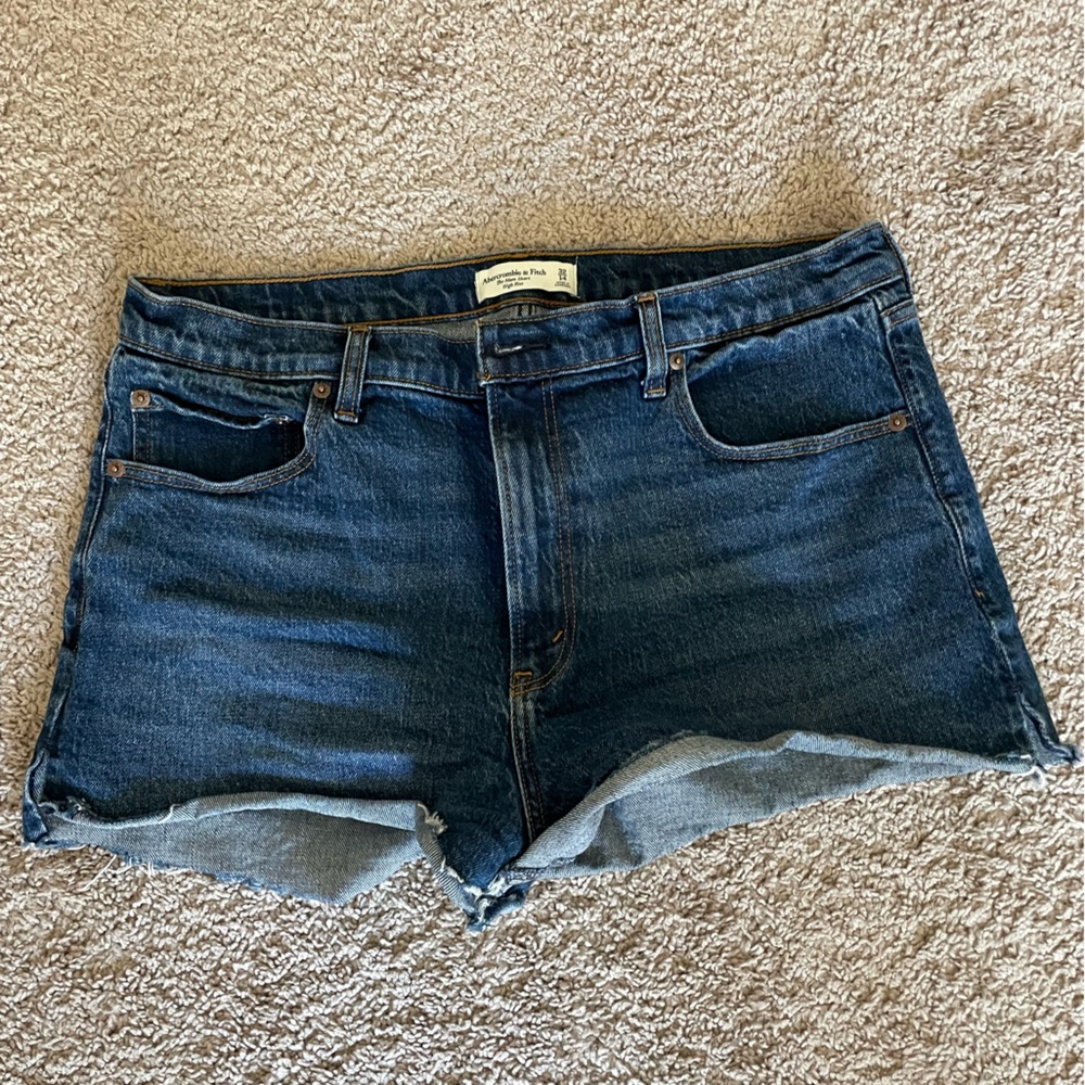 Abercrombie Mom Shorts High Rise Size 32/14